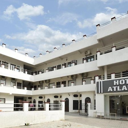 Hotel Atlantic Алвар Экстерьер фото